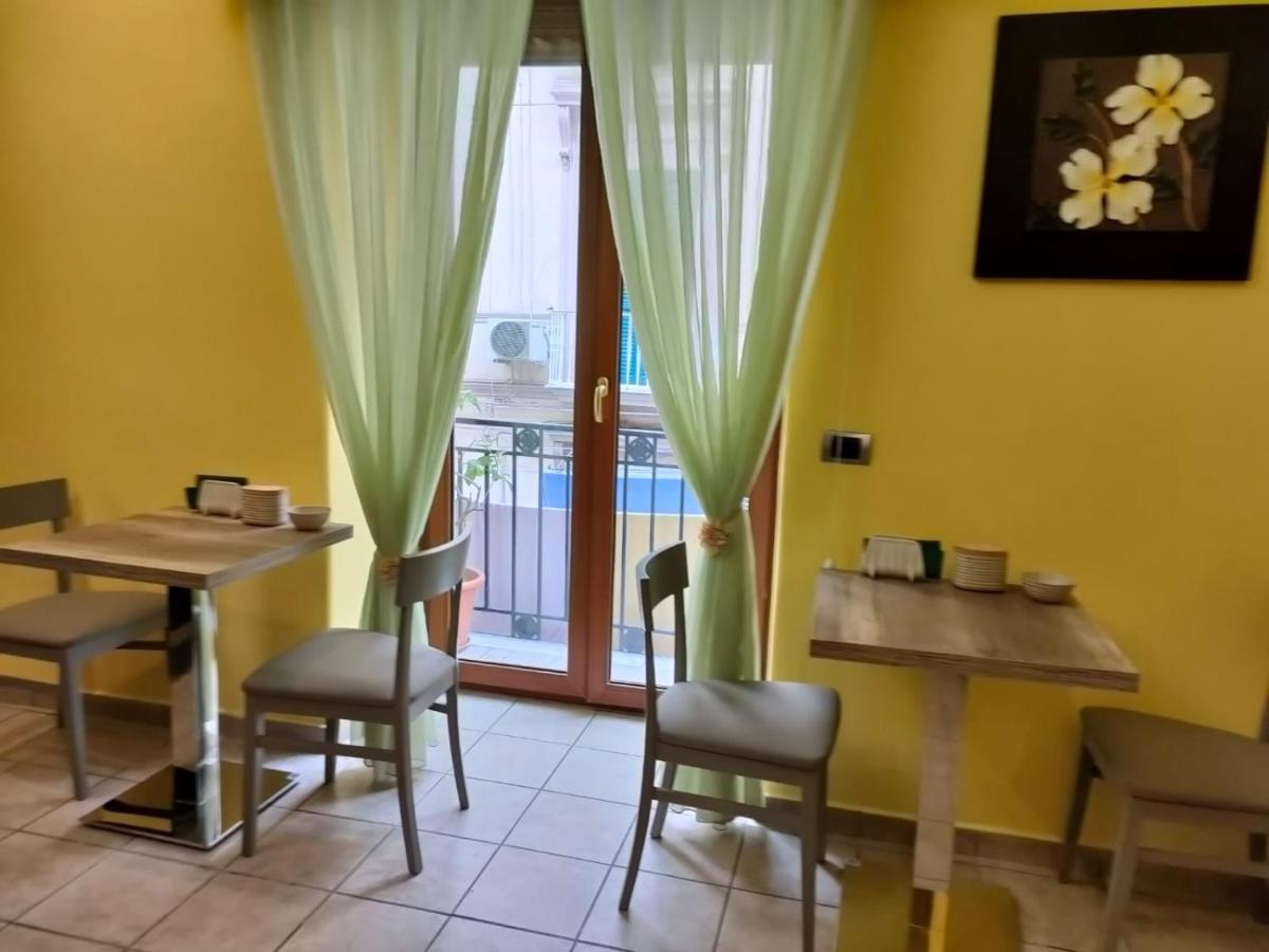 Del Corso Couette-café Naples